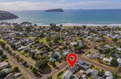 Pauanui Casa | Boulevard Bliss - Pauanui Holiday Home