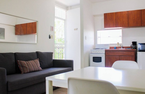 Carcel Apartamento | Boulevard Park IV 402 - Esto es Puerto Rico