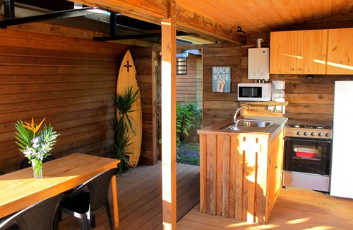 Arue Casa | Bounty Lodge Vacation Rentals with Panoramic Lagoon and Ocean Views