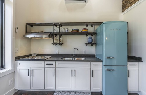 Frankfort Cabaña | Bourbon Barrel Cabin B. There are 2 cabins available A & B. Brand new Cabins.
