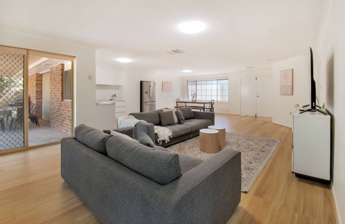 Bourkelands Casa | Bourkelands Family Nook - Pet Friendly