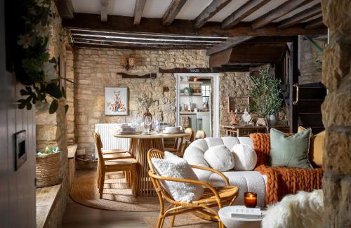 Bourton Casa | Bourton Scandi Chic Authentic Cottage