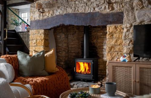 Bourton Casa | Bourton Scandi Chic Authentic Cottage