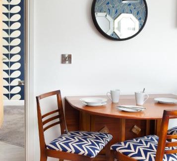 Hull Apartamento | Boutique 2bdrm Suite on Marina- 203