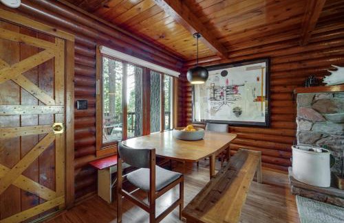 Kings Beach Casa | Boutique and Artsy Log Cabin in North Lake Tahoe!