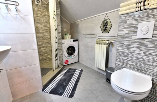 Seliste Dreznicko Apartamento | Apartamento Boutique en Selište Drežnićko con jardín