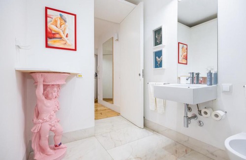 Misericordia Apartamento | Boutique Apartment in the Heart of Lisbon ! Lemonn B