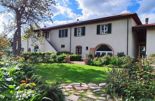 Santa Luce Otro | Boutique eco Agriturismo nestled among ancient olive trees and stunning Tuscan hills