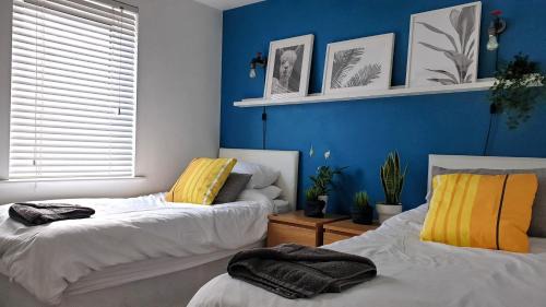 St. Dunstan's Apartamento | Boutique Home from Home