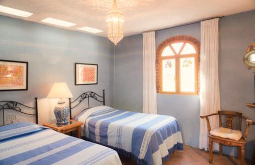 Colonia San Antonio Cama Y Desayuno | Boutique Hotel Casa Camellia