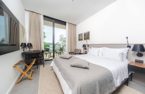 Rafajlovici Hotel | Boutique Hotel Shell