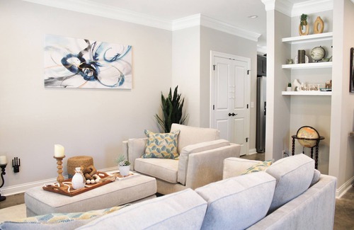 White Bluff Casa | Boutique New Construction With All the Conveniences You Would Expect