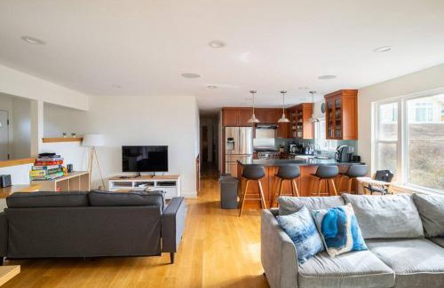 Old Town Casa | Boutique Ocean View Home with Private Hot Tub