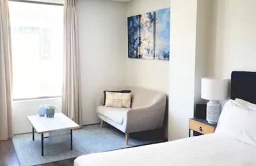 Perth Central Business District Hotel | Boutique Studio 407 Perth CBD Free HighSpeed Wi-Fi