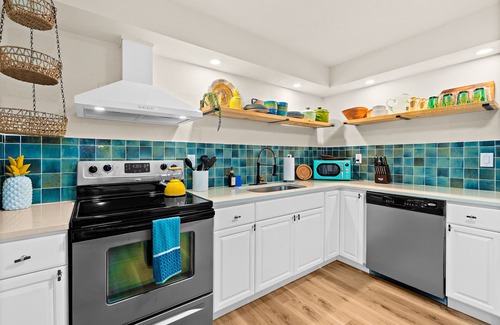Indian Harbour Beach Casa | Boutique Style Quadplex/4 Apts/Walk to beach/Pet friendly
