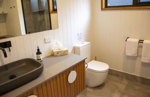 Yaouk Casa | Boutique Snowy Mountains Getaway - Relax | Reconnect | Recharge