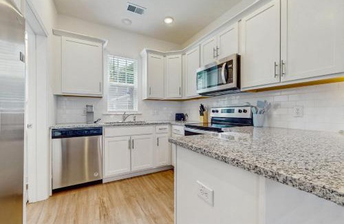 Goose Creek Casa | Bowen Village 2003