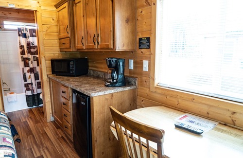 West Glacier Cabina | Boxelder Studio Cabin