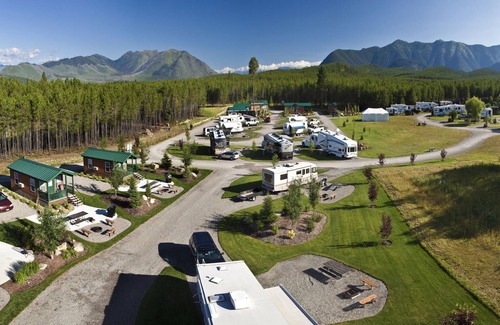 West Glacier Cabina | Boxelder Studio Cabin