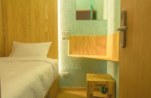 Nong Prue Hotel | Boxtel @ Suvarnabhumi Airport