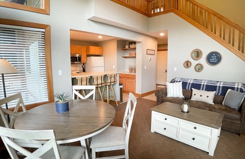 Boyne Falls Condominio | Boyne Mountain, Disciples Ridge Condo, Sleeps 18