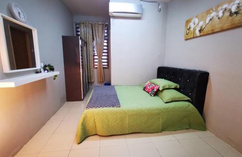 Kampung Bukit Rangin Casa | BR Guesthouse Kuantan