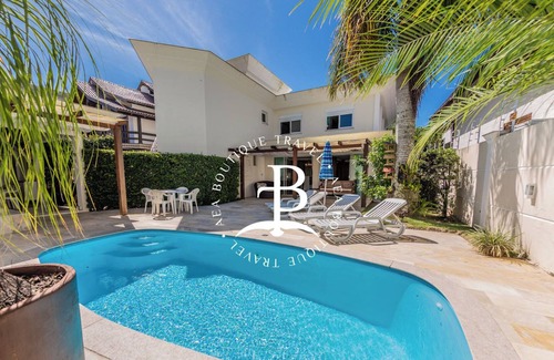 Jurere Internacional Casa | Vrbo Property