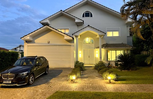 Jurere Internacional Casa | Casa em Jurerê Internacional 6 Quartos - 7 Camas 12 Hospedes