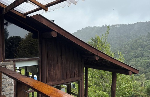 Campos do Jordao Cabina | M&H Refuge - Incredible view, hot tub and heated pool 20 minutes from the center