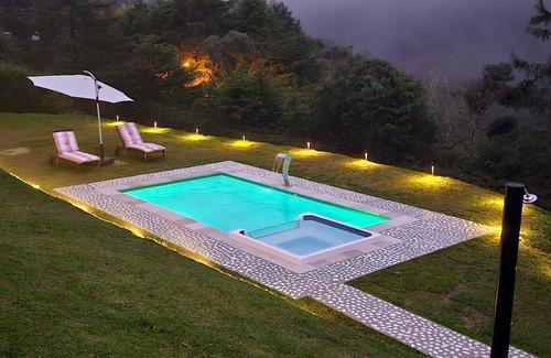 Campos do Jordao Cabina | M&H Refuge - Incredible view, hot tub and heated pool 20 minutes from the center