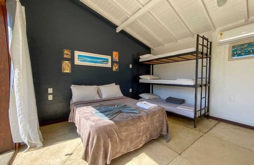 Portal da Ferradura Cabina | Hostel with private and shared rooms, excellent location and views.