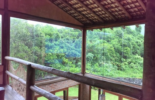 Barra do Sahy Casa | House with pool close to the beach in Barra do Sahy!