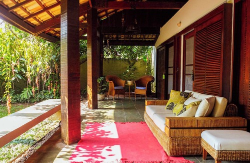 Barra do Sahy Casa | House of the Rising Sun in Barra do Sahy