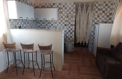 Vera Cruz Apartamento | Comfortable apartment on Cacha Pregos beach, lush nature. Accepts 1 pet P