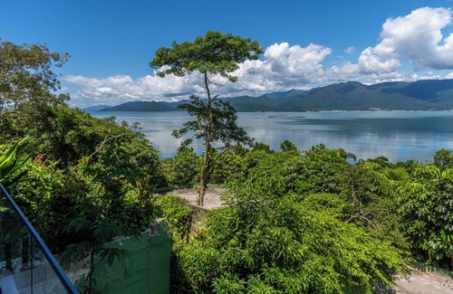 Florianopolis Casa | Suíte Flora — Vista para o Mar e as Montanhas #5