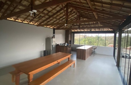 Cesar de Pina Cabaña | Casa Vista da Serra Perto de Trilhas, Cachoeiras e em Contato com a Natureza