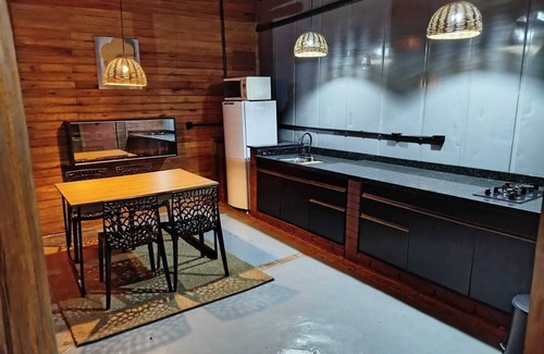 Rio Vermelho Sul Casa | LAND OF PALM TREES CONTAINER HOUSE