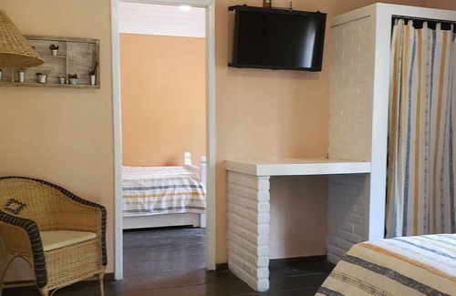 Sao Jose do Vale do Rio Preto Casa | Country House within a Farm