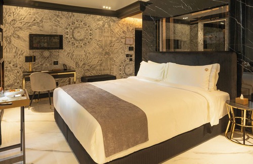 Bari City Centre Hotel | Bra Hotel