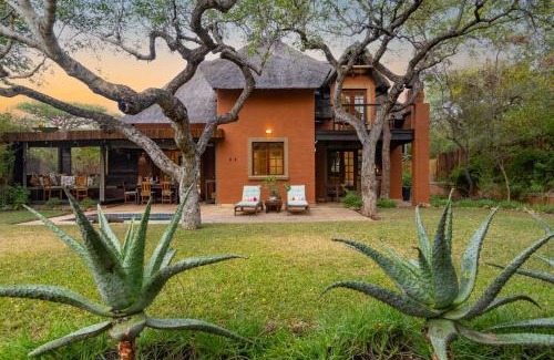 Hoedspruit Villa | Braai Safaris Lodge