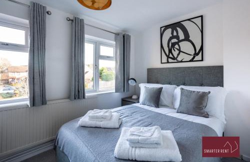 Bracknell Apartamento | Bracknell - 2 Bedroom Home With Parking & Garden