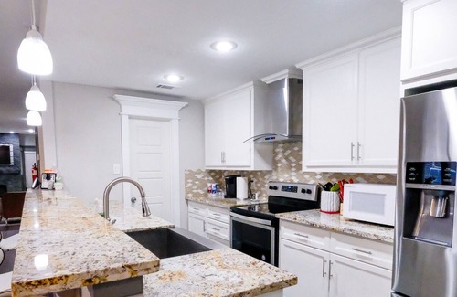 Greater Fondren Southwest Casa | Bosque de Braes · SWHouston, NRG, GRB, MMpark, D-Town, Galleria,