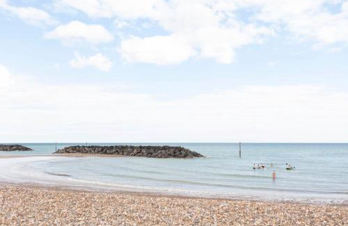 Middleton-on-Sea Casa | Braganza The Butler Collection