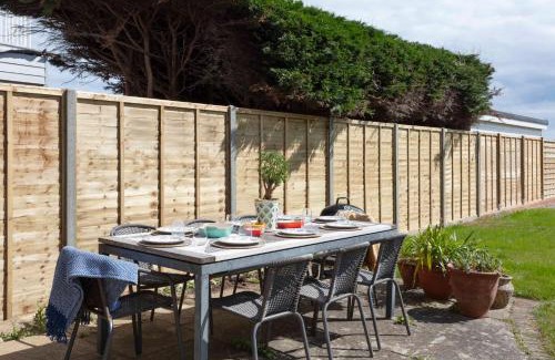 Middleton-on-Sea Casa | Braganza The Butler Collection