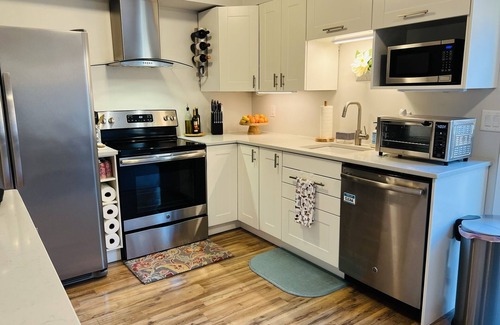 Missionary Ridge Apartamento | Brainerd 2/1.5 - pet friendly - fenced in yard - long stays welcome