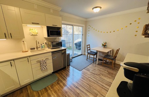 Missionary Ridge Apartamento | Brainerd 2/1.5 - pet friendly - fenced in yard - long stays welcome