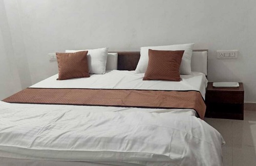Barsana Hotel | BRAJDHAM HOTEL BARSANA