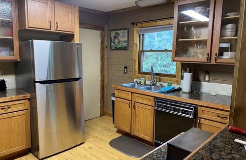 Blowing Rock Cabaña | Bramble Cottage - Private retreat with huge Grandfather views in Blowing Rock