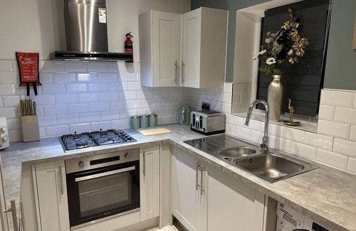 Leigh Casa | Bramble Mead Cottage in Leigh