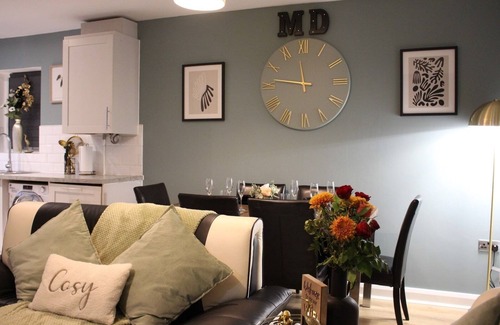Leigh Casa | Bramble Mead Cottage in Leigh
